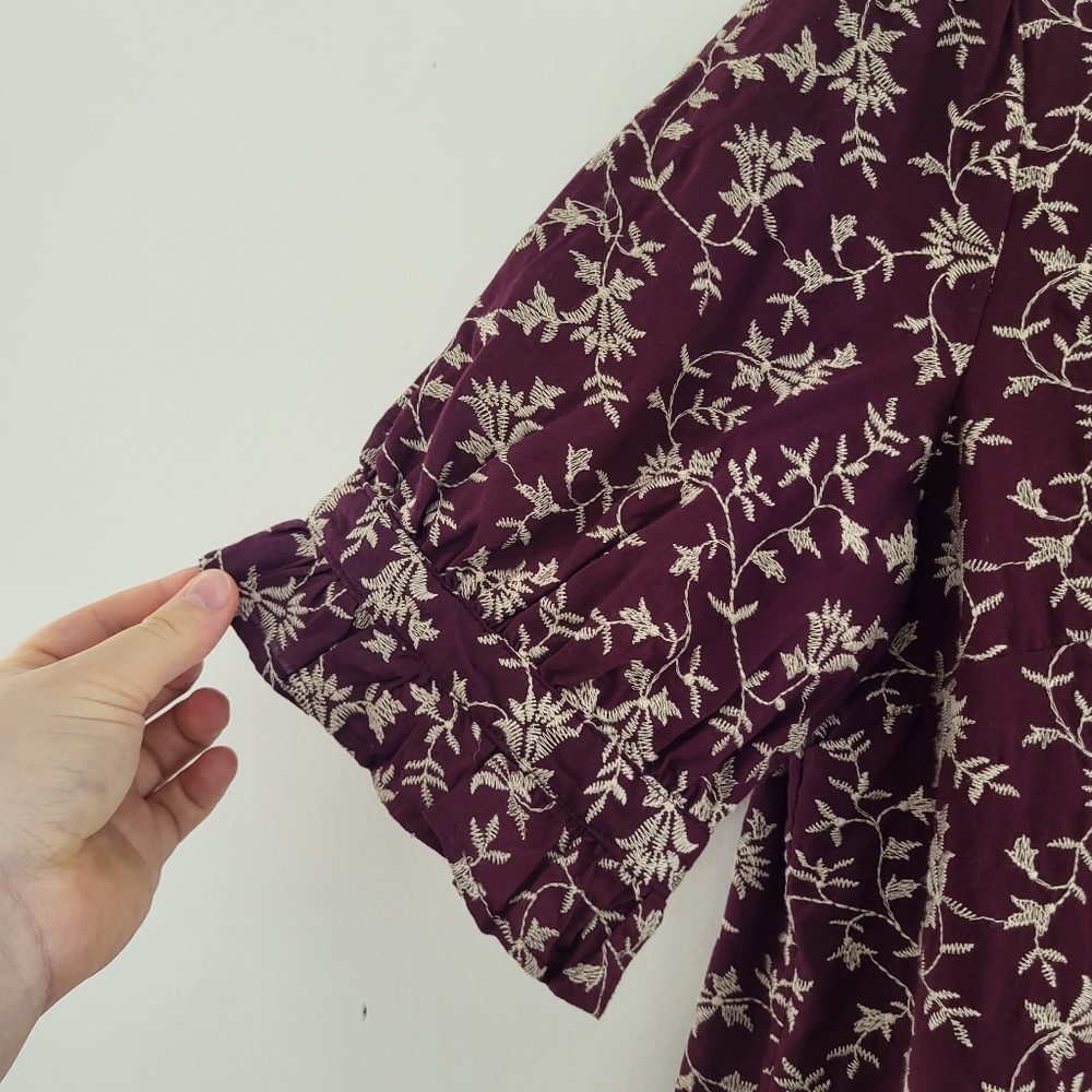 Ann Taylor Sz Medium Burgundy Embroidered Floral Ruffle Button Shirt 100% Cotton - Picture 4 of 9